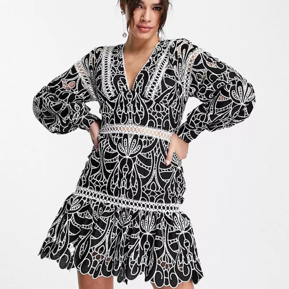 Black and white floral lace mini dress NWT